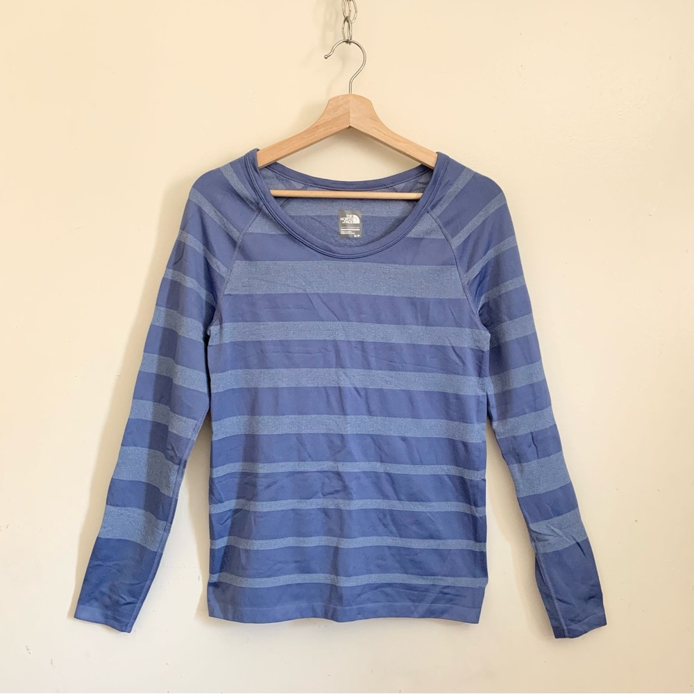 The North Face Blue Stripe Crewneck Long Sleeves Sports Top Small